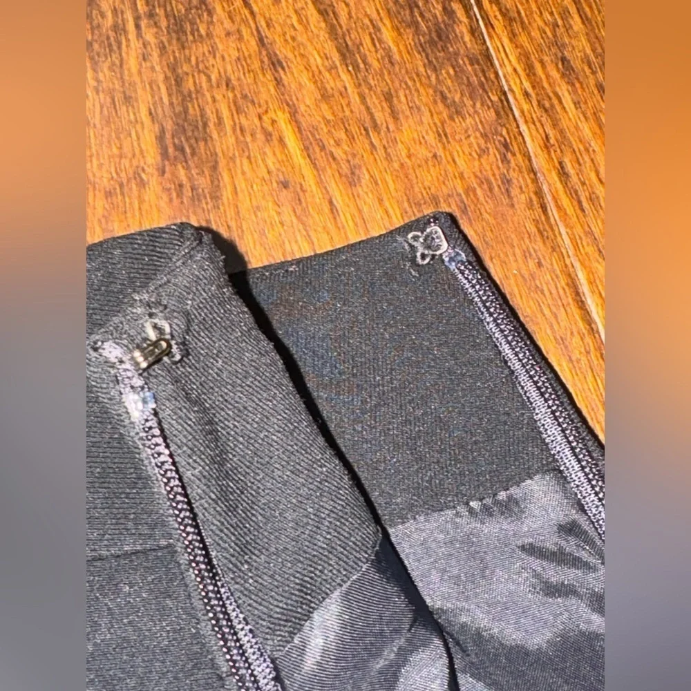 Ann Taylor Black Pencil Business Attire Skirt